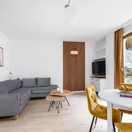 Apartament P&o Okrzei - Stara Praga Warszawa